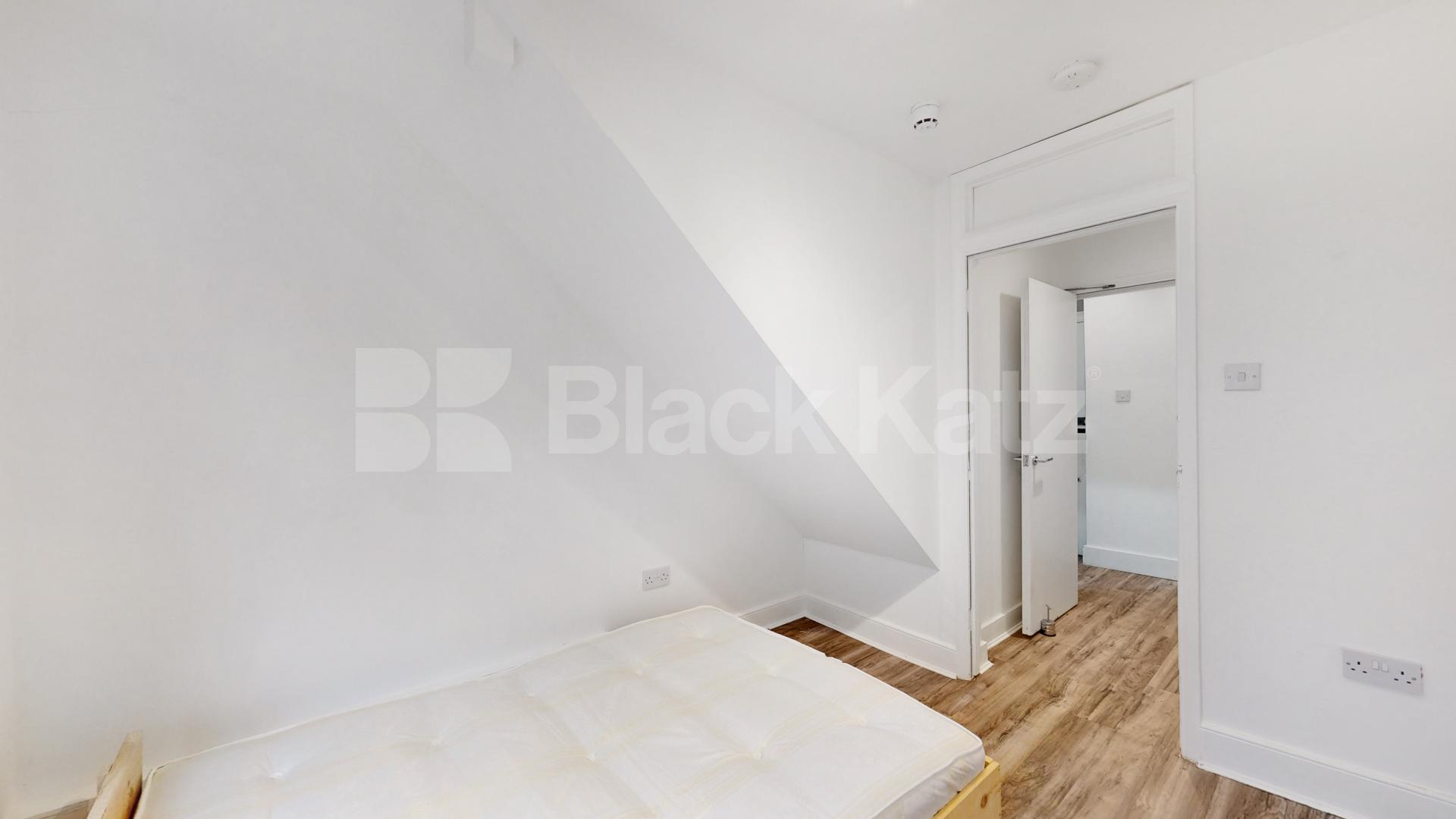 Spacious two bed set within a period house minutes to tube and shops Camden Road, Camden